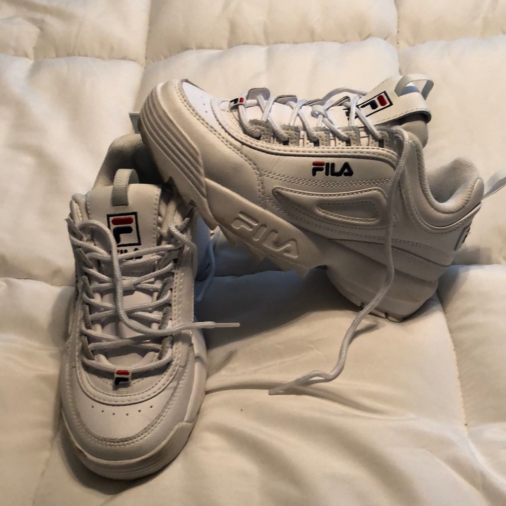 Women’s FILA Disturber Tennis Shoes